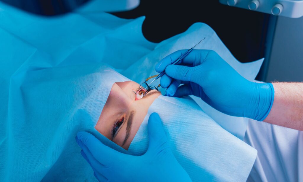 Why do people try to avoid Lasik eye surgery?